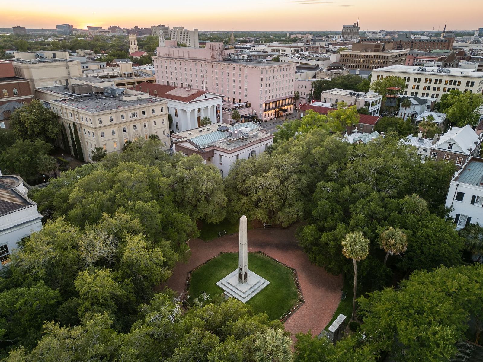 Washington Square park in Charleston